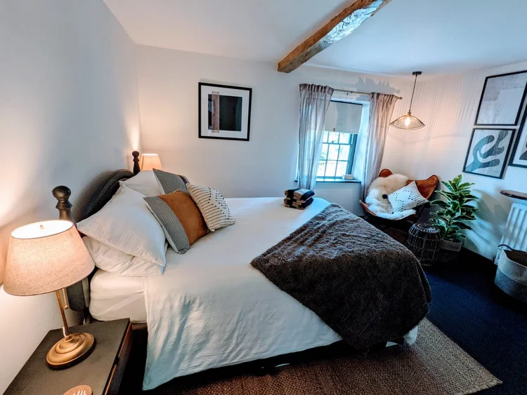 Fern Cottage cosy bedroom with oak beams, near Lake District